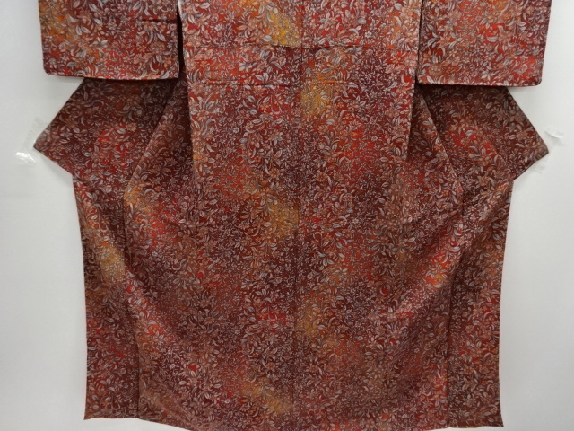  縮緬地唐花模様小紋着物